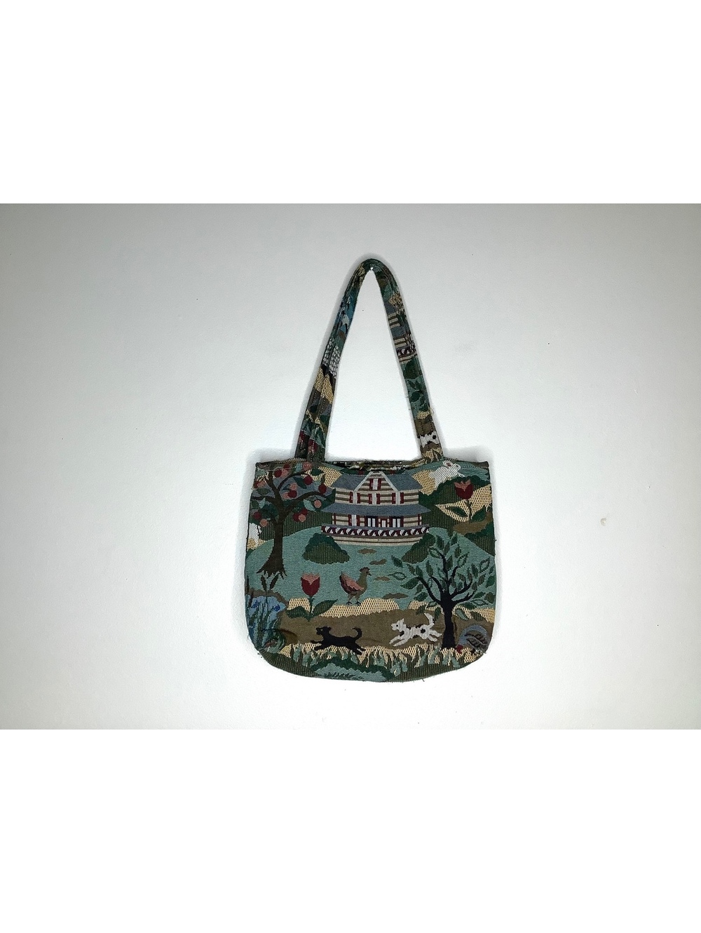 < Vintage Cottagecore Woven Tapestry Tote Bag Farm Scene > - Picture 2 of 4